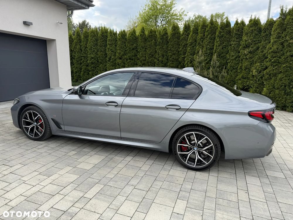 BMW Seria 5 540i xDrive mHEV M Sport sport - 5