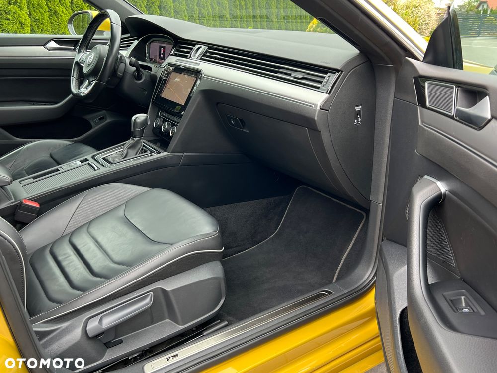 Volkswagen Arteon 2.0 TSI DSG R-Line - 29