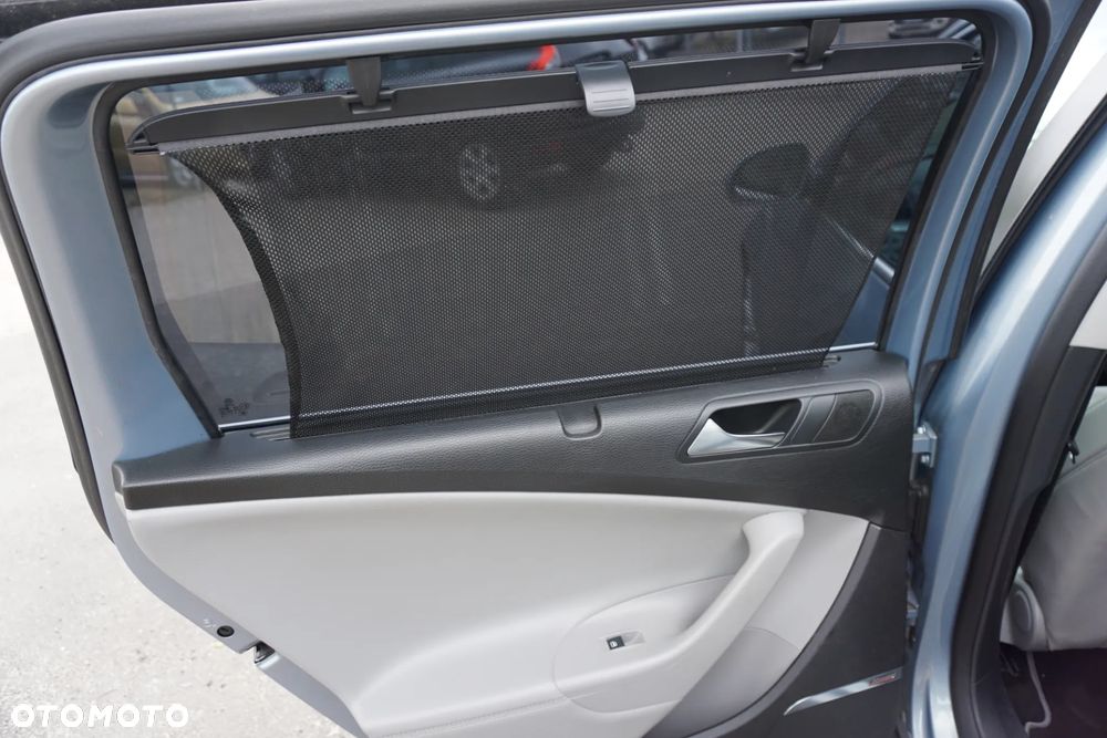 Volkswagen Passat 3.2 V6 FSI 4Mot Highline DSG - 22