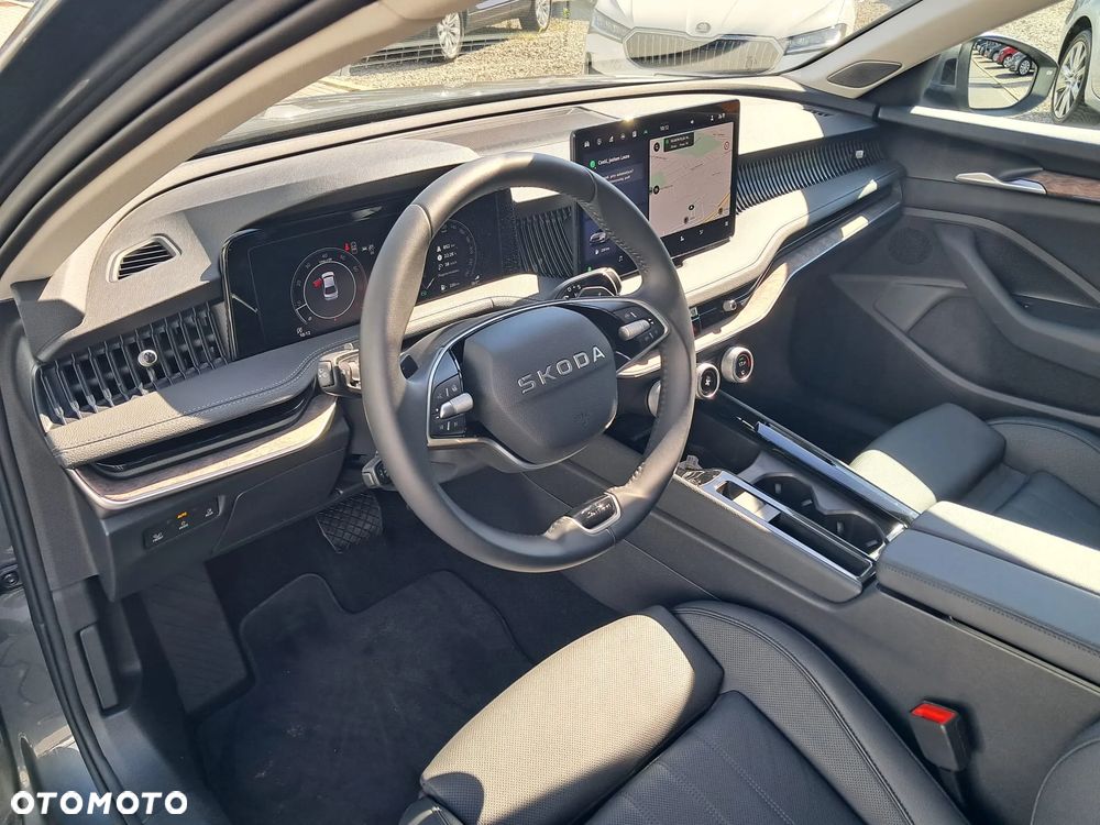 Skoda Superb 2.0 TSI L&K DSG - 11