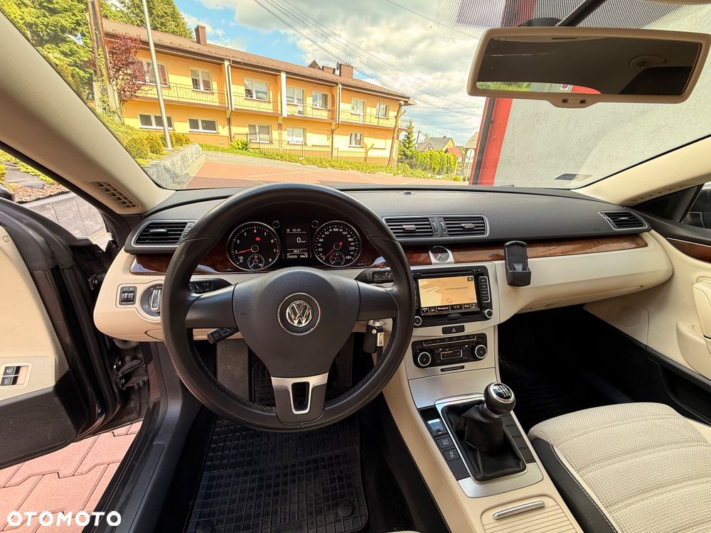 Volkswagen Passat CC 1.8 TSI Exclusive - 26