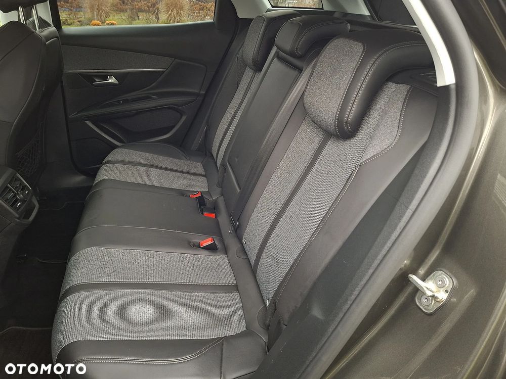 Peugeot 3008 - 29