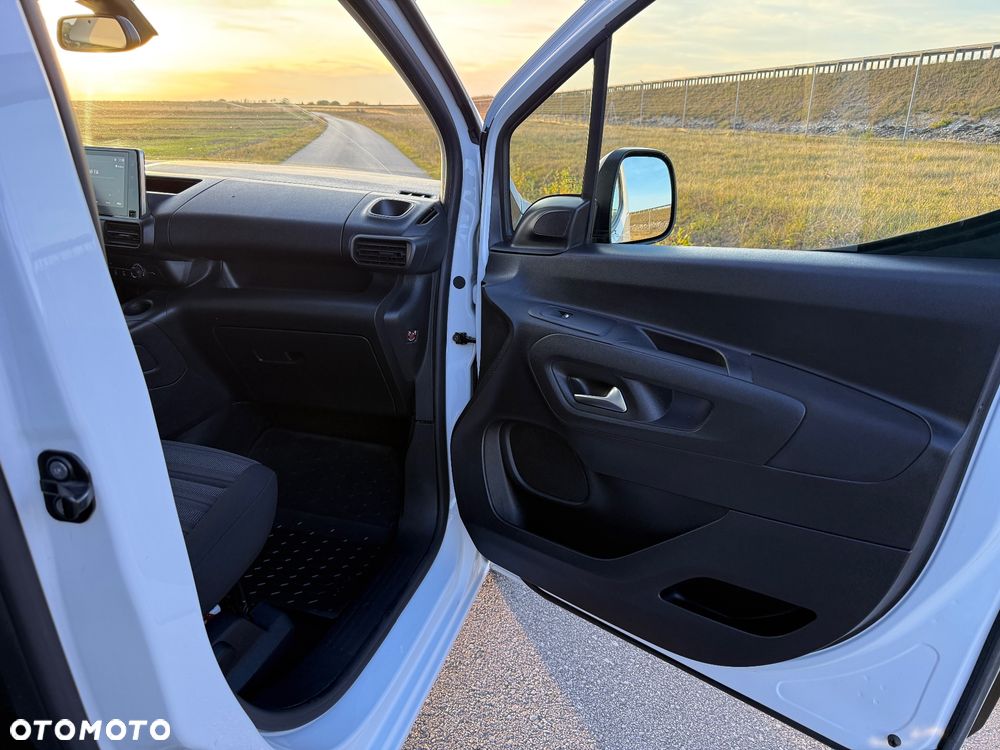 Opel Combo 1.5 CDTI Edition Plus S&S - 29