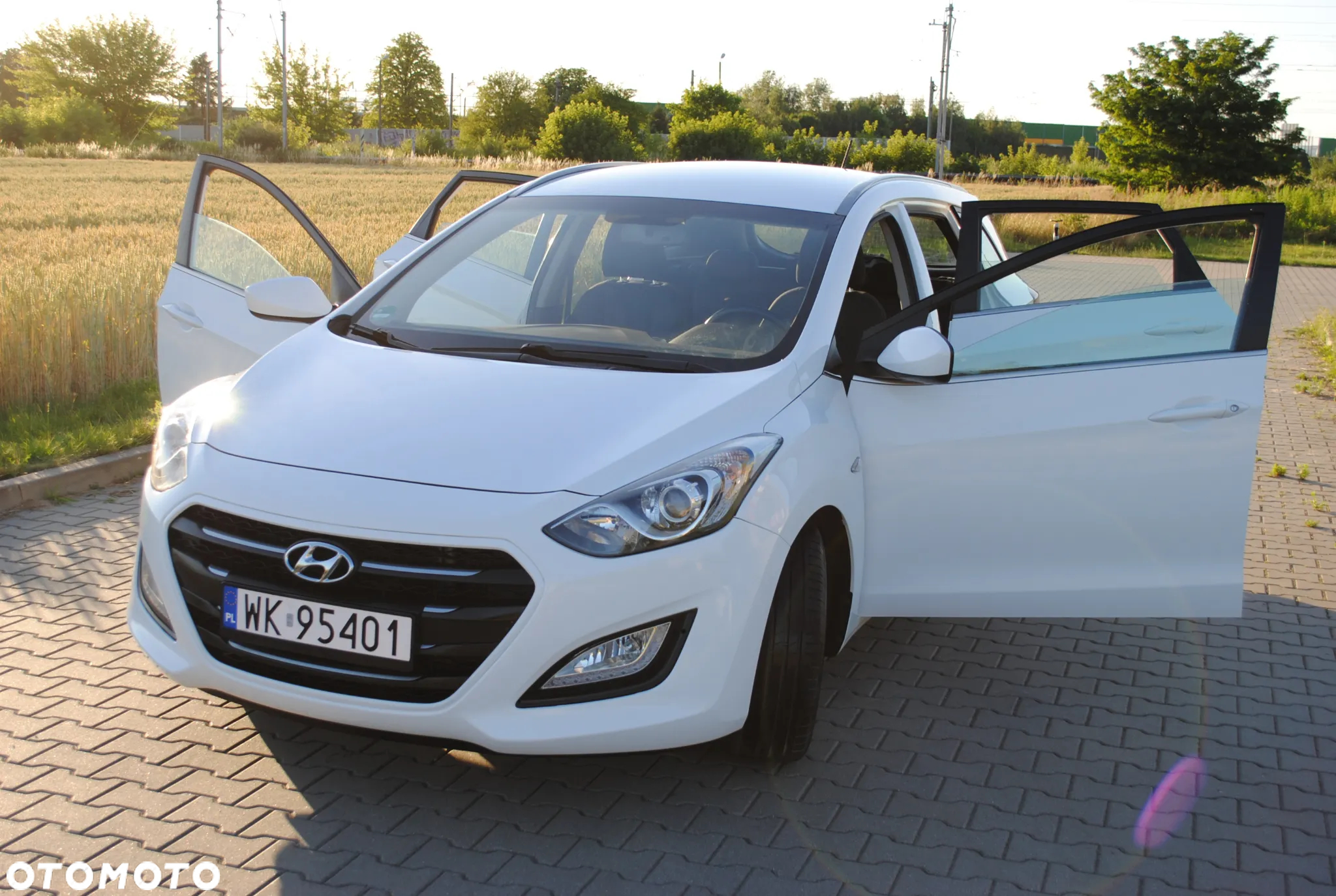 Hyundai i30 1.6 D Premium - 22