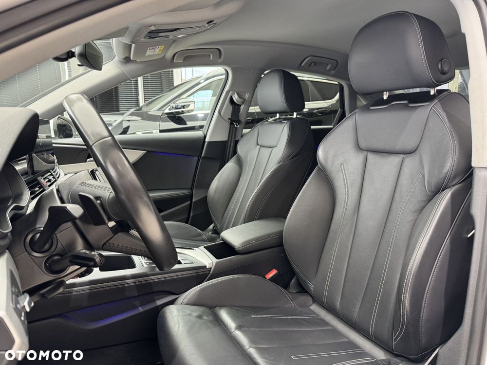 Audi A4 Limousine - 10