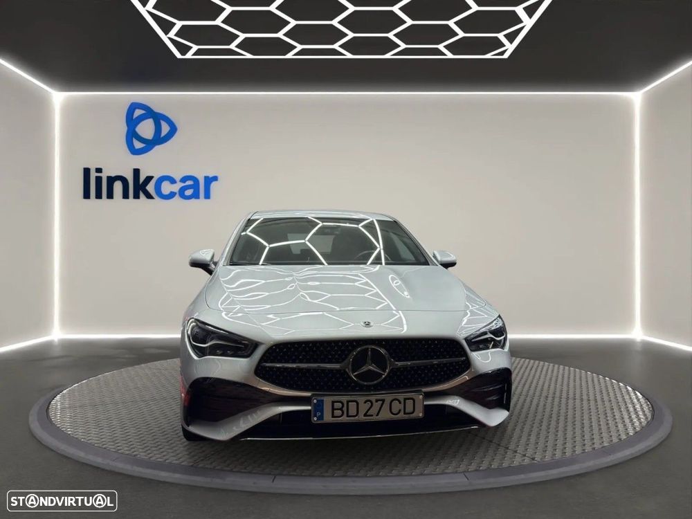 Mercedes-Benz CLA 250 e Shooting Brake AMG Line - 3