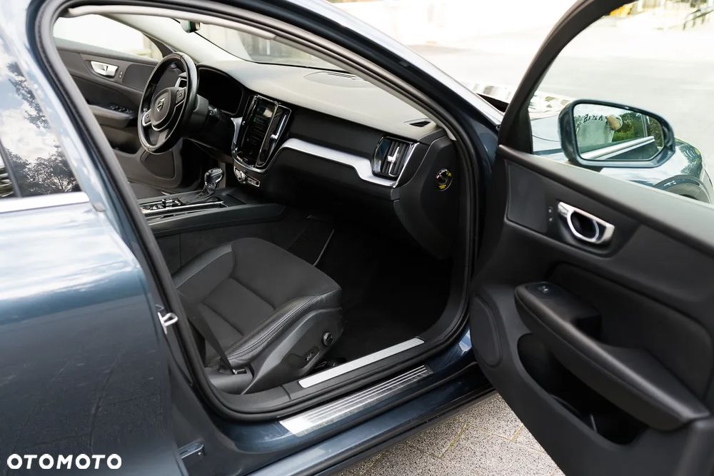 Volvo V60 D3 Momentum Pro - 15