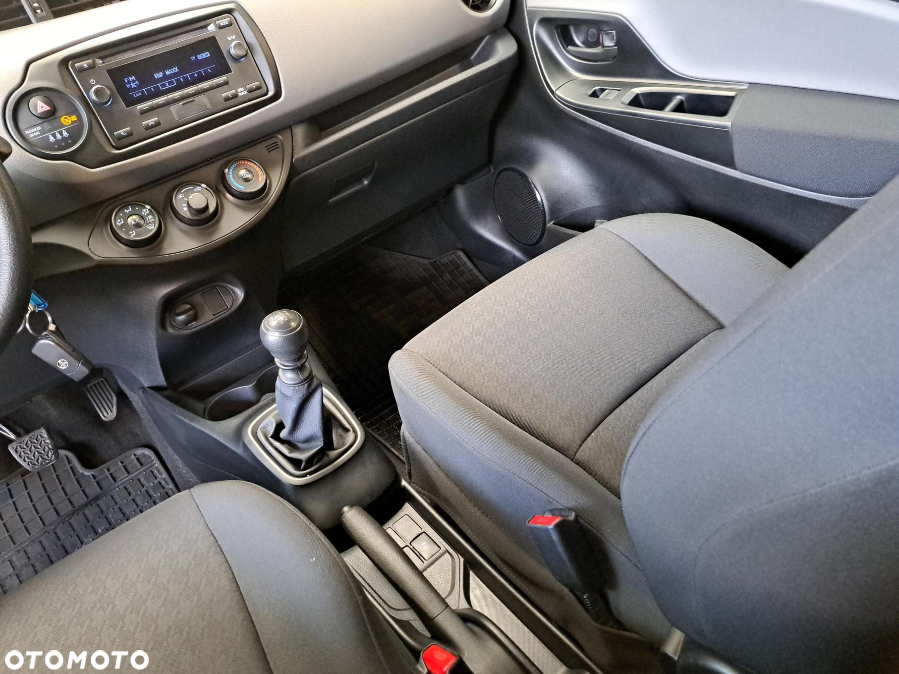 Toyota Yaris - 21