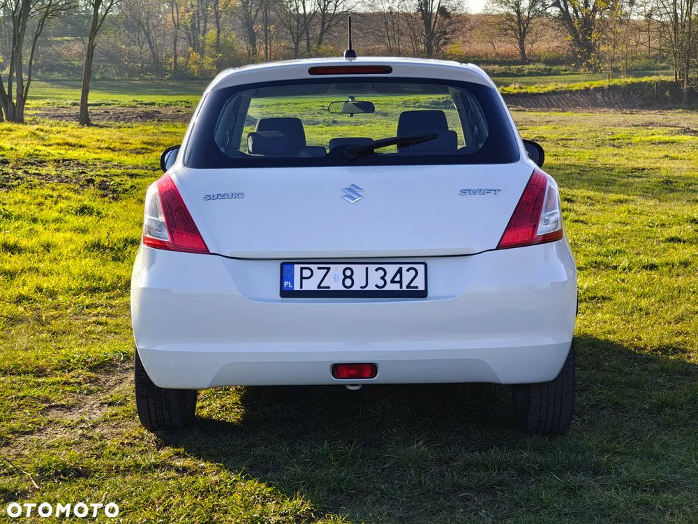 Suzuki Swift - 5