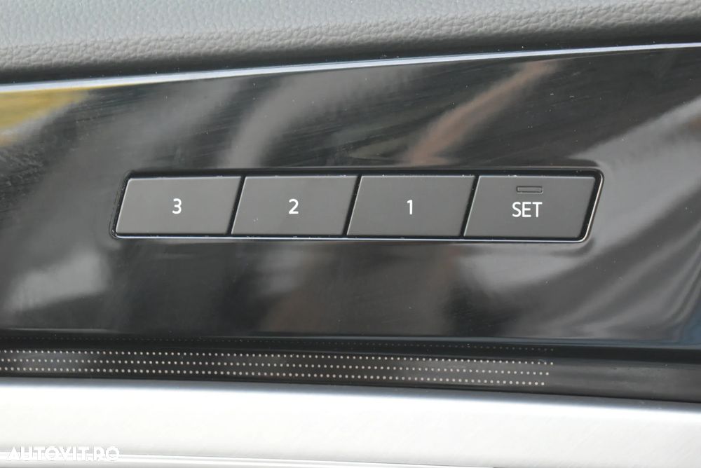 Volkswagen Touareg V6 TDI Elegance - 15