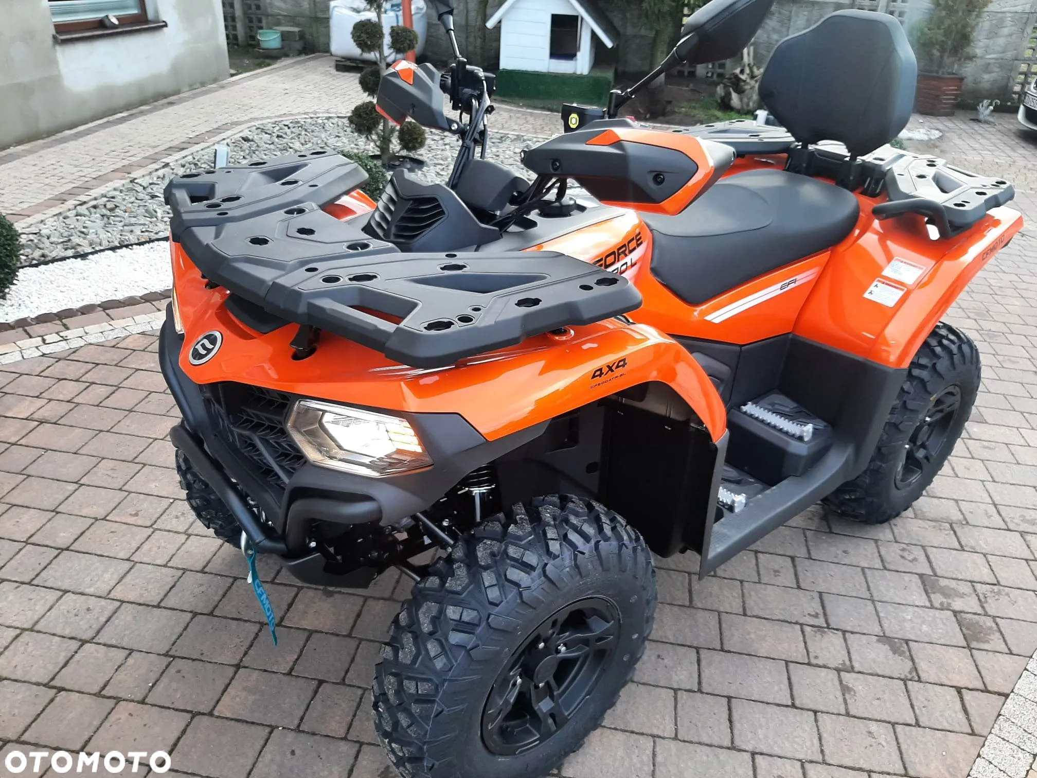 CFMoto CForce - 8
