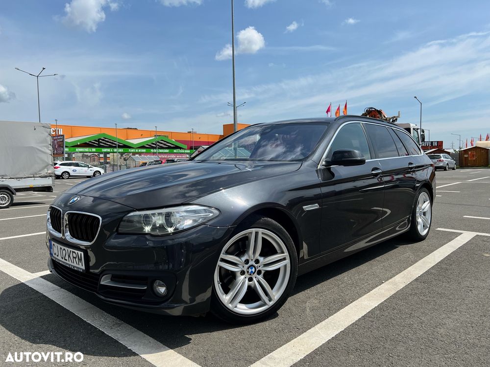 BMW Seria 5 520d xDrive Touring Aut. Luxury Line - 1
