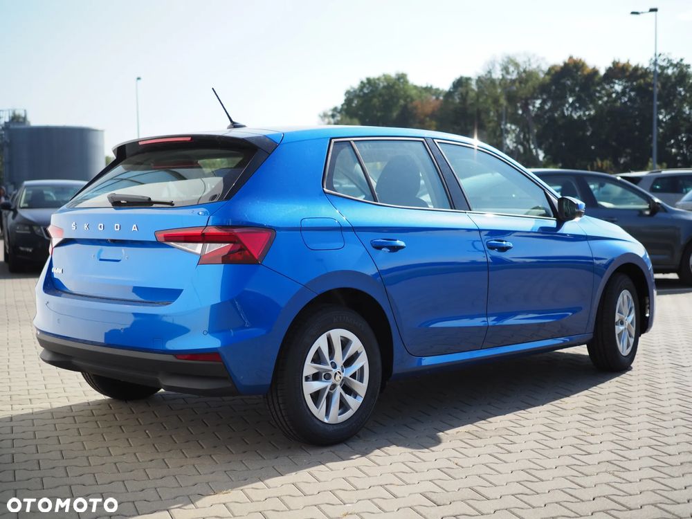 Skoda Fabia 1.0 TSI Drive DSG - 4