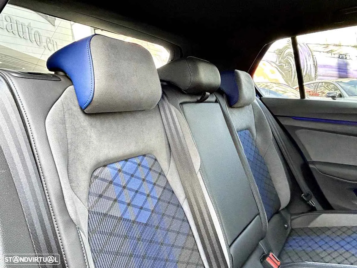 VW Golf 2.0 TSI R DSG - 33