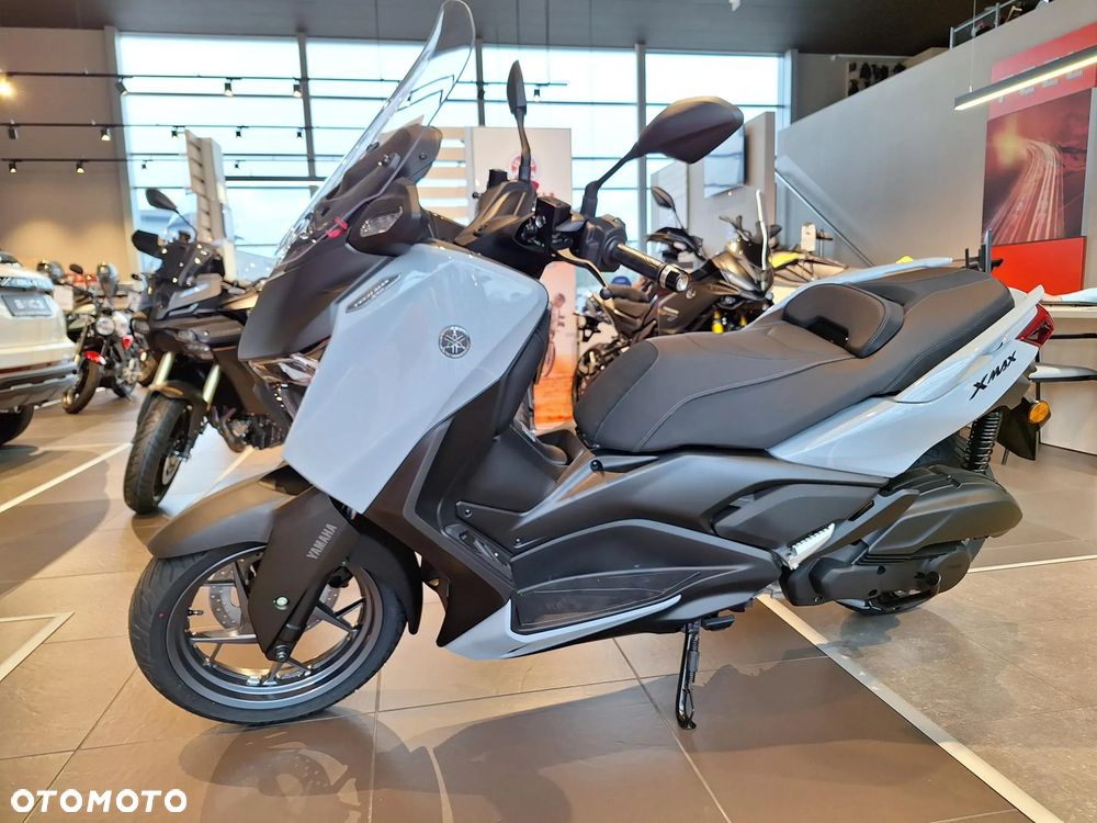 Yamaha X-max - 3