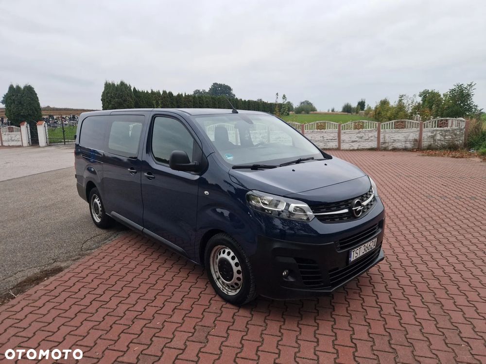 Opel Vivaro - 1