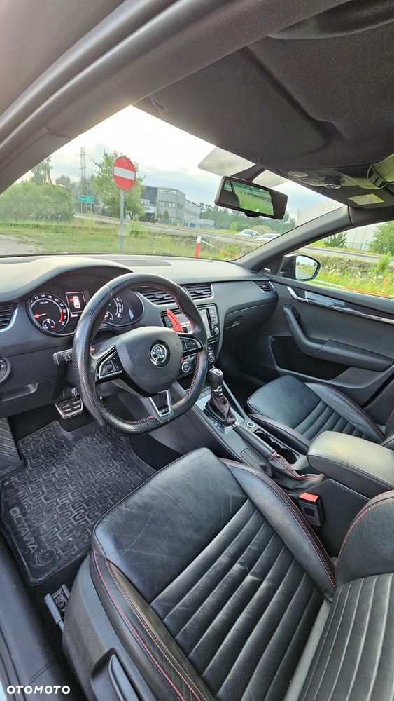 Skoda Octavia 2.0 TDI 4x4 RS Challenge DSG - 9