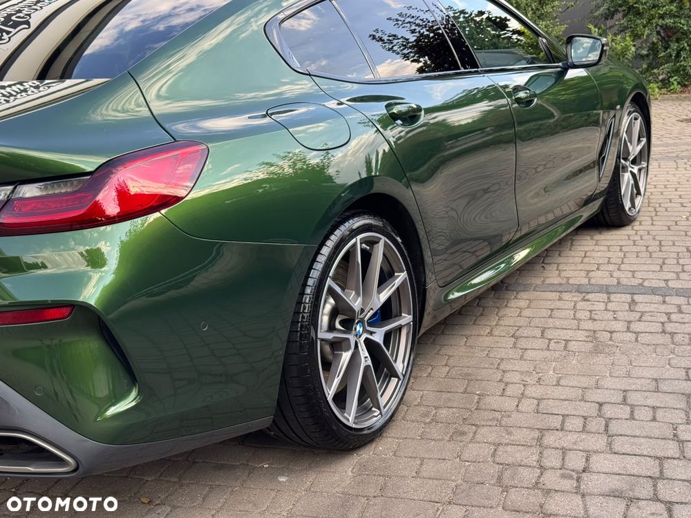 BMW Seria 8 - 35