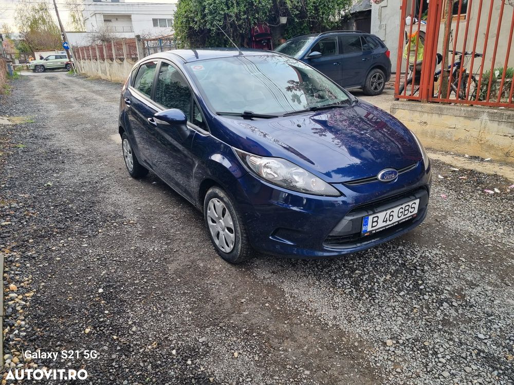 Ford Fiesta - 8