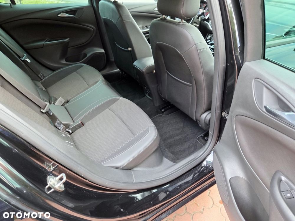 Opel Astra - 32