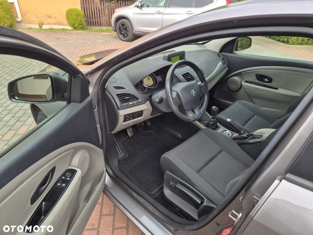 Renault Megane 1.6 16V 110 TomTom Edition - 11