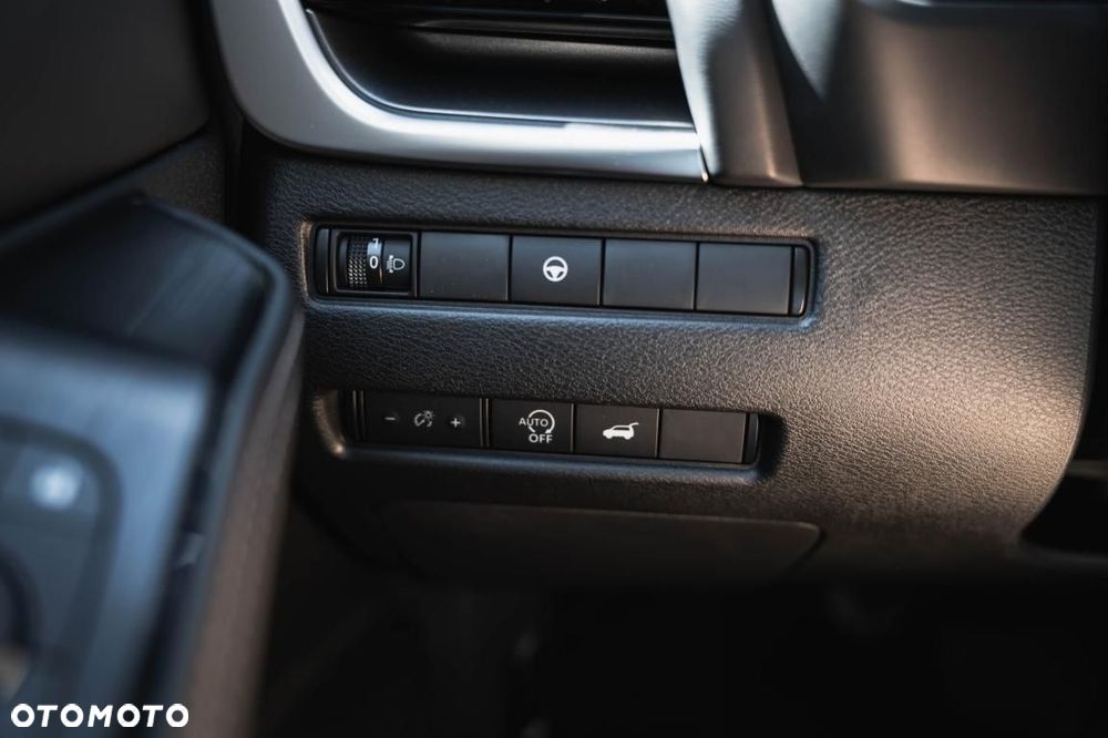 Nissan X-Trail - 25