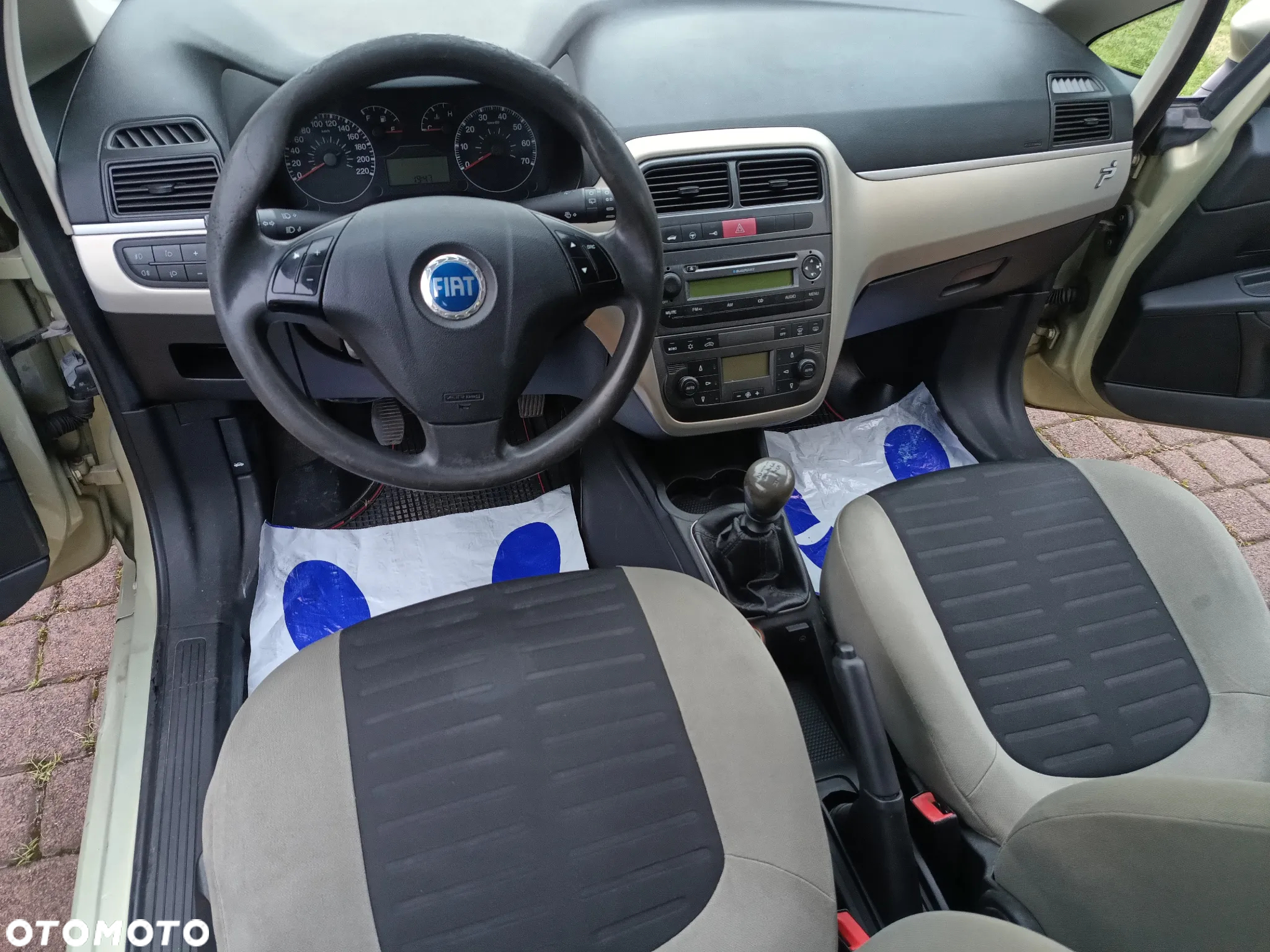 Fiat Grande Punto - 6