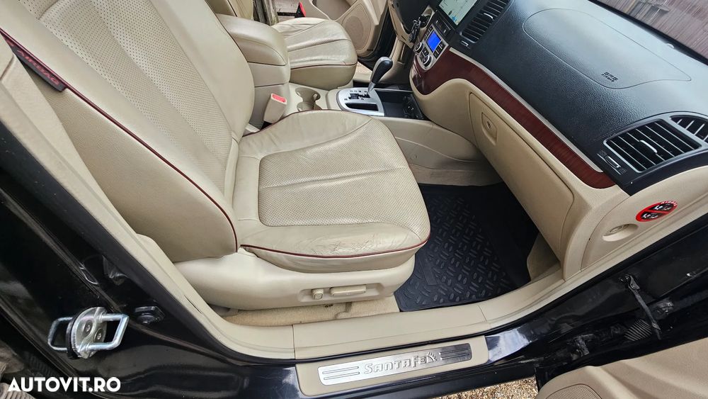 Hyundai Santa Fe 2.2 DSL VGT 5 SEATS 4WD AT FULL - 13