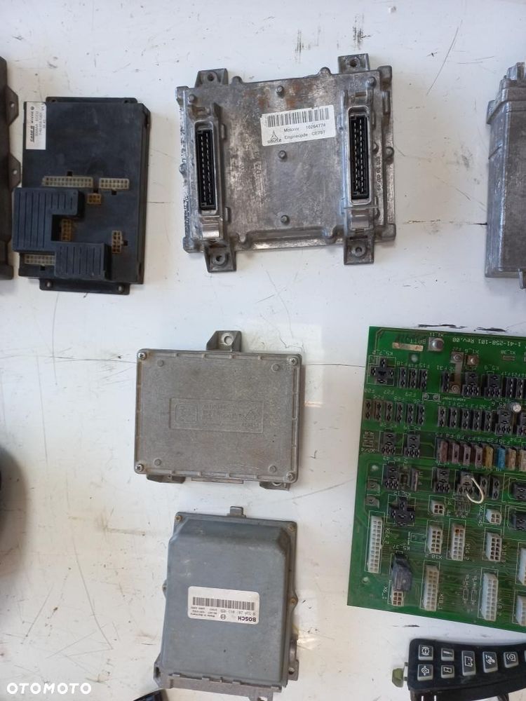 Części Zegar,Licznik,Komputer,Sterownik,case,cs,mxu,deutz,new holland,styer,cnh,82032694,6009076013..620205798..Al110388..0538201043..82022809,,ECU,, BRR-400147R1A,,1-41-258-101,ehr,0538 201 009,0538 201007,bosch,s1x-11 G2 AMP96 NFD CSD CONTROL, 11-32VDC,SAUER DANFOSS. - 7