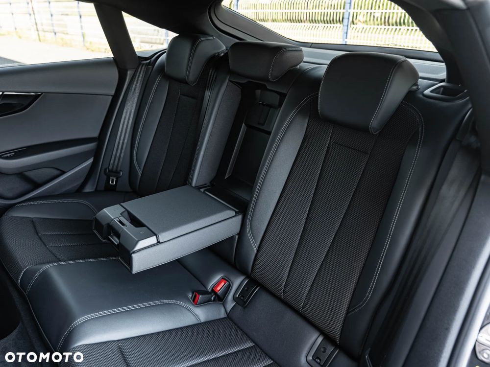 Audi A5 Sportback 40 TDI S tronic S line - 28