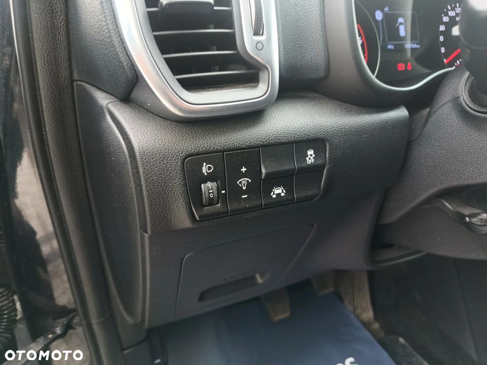 Kia Sportage 1.7 CRDI Business Line M 2WD - 22