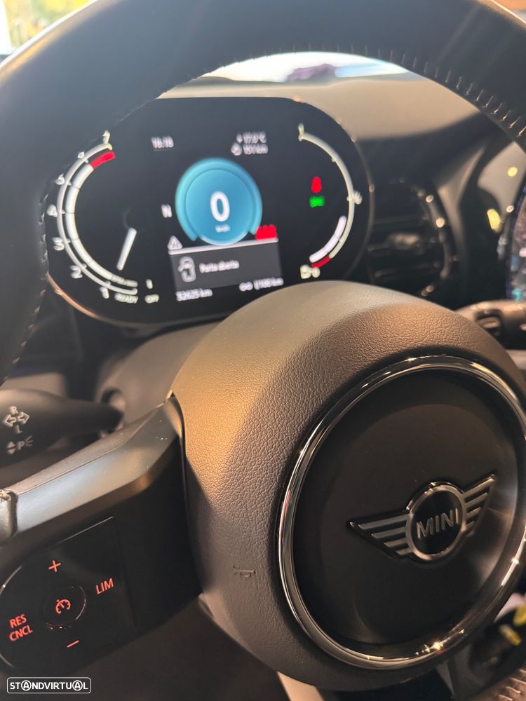 MINI 5 Portas One JCW - 24