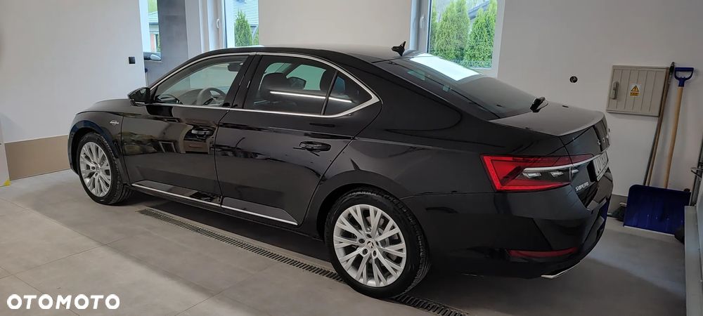 Skoda Superb 2.0 TSI 4x4 L&K DSG - 2