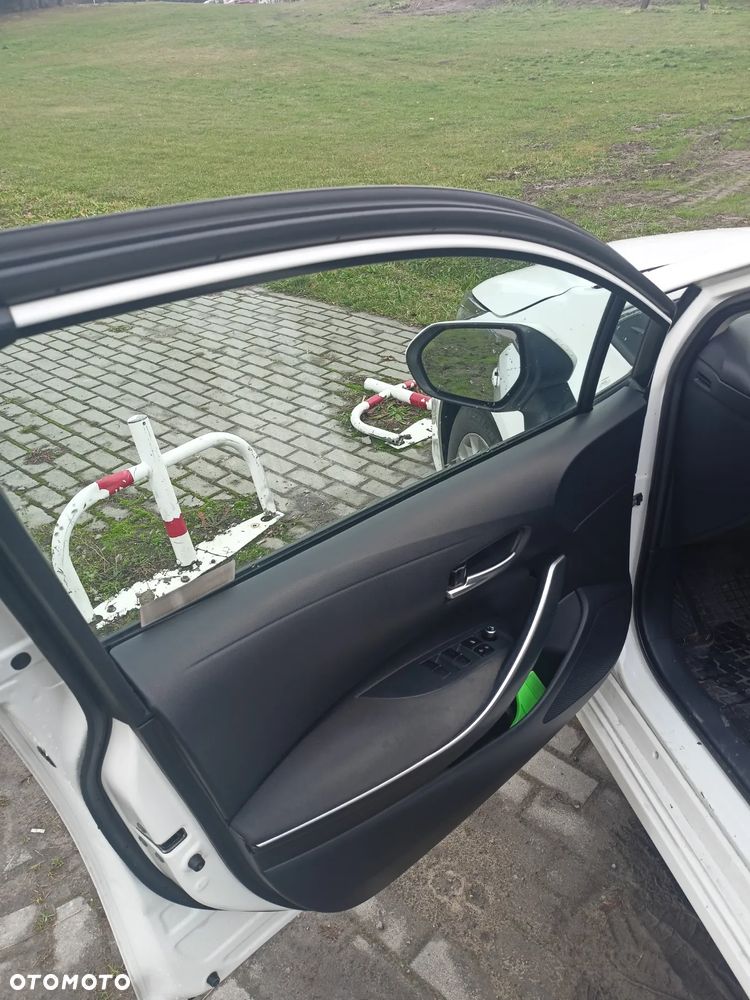 Toyota Corolla 1.8 Hybrid Comfort - 8