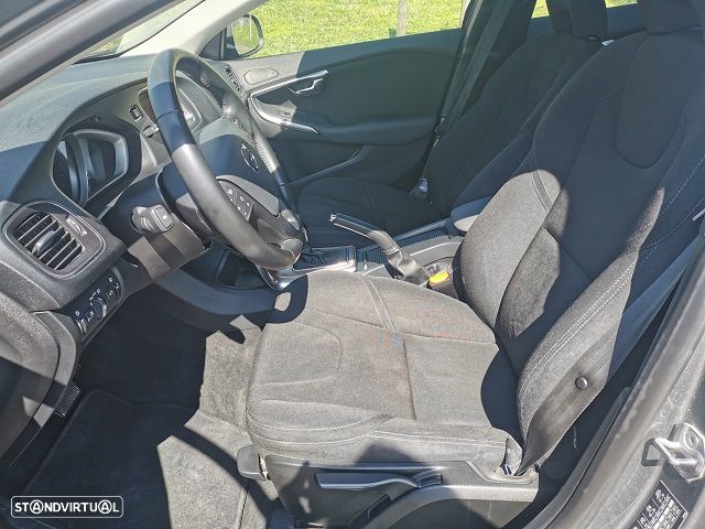 Volvo V40 Cross Country 2.0 D2 Kinetic Geartronic - 22