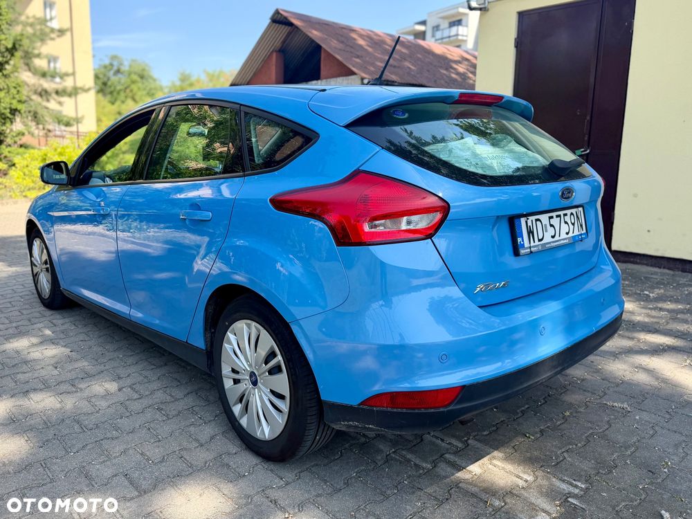 Ford Focus 1.6 SYNC Edition - 4