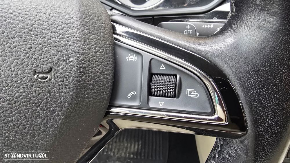 Skoda Superb Break 2.0 TDI Laurin&Klement DSG - 17