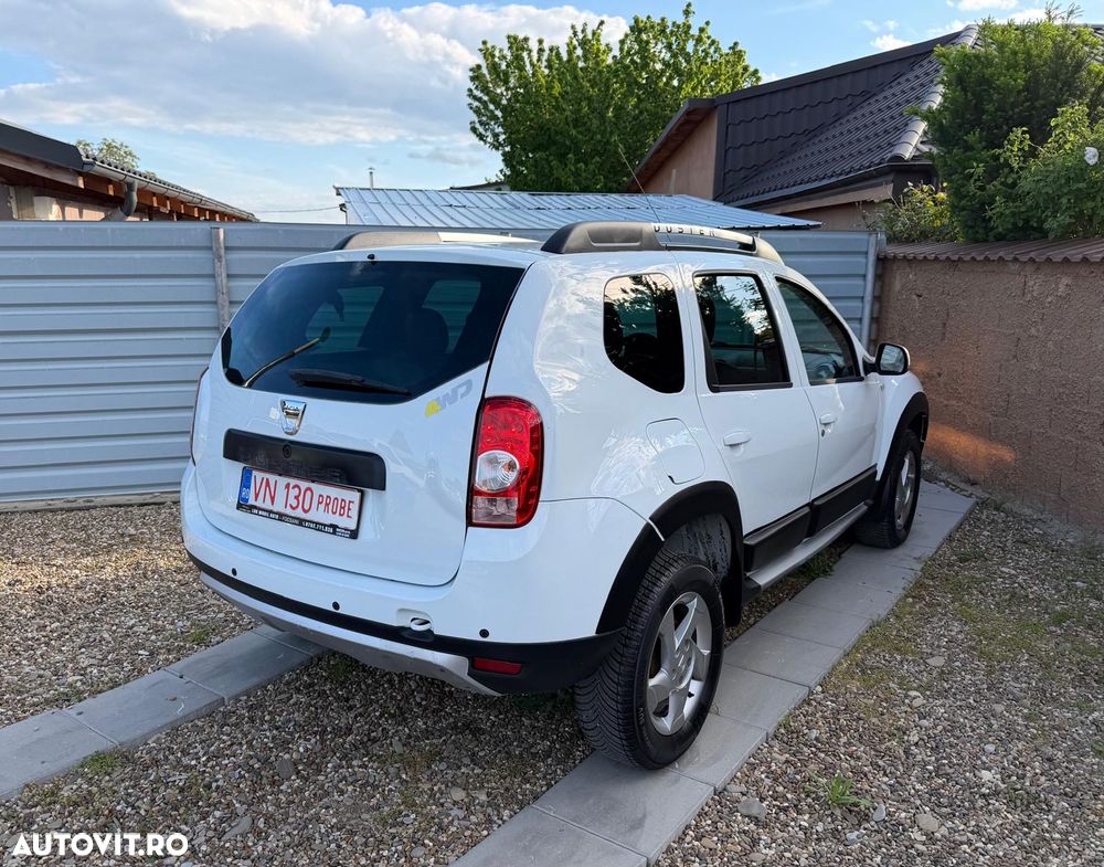 Dacia Duster 1.6 16V 4x4 Prestige - 6