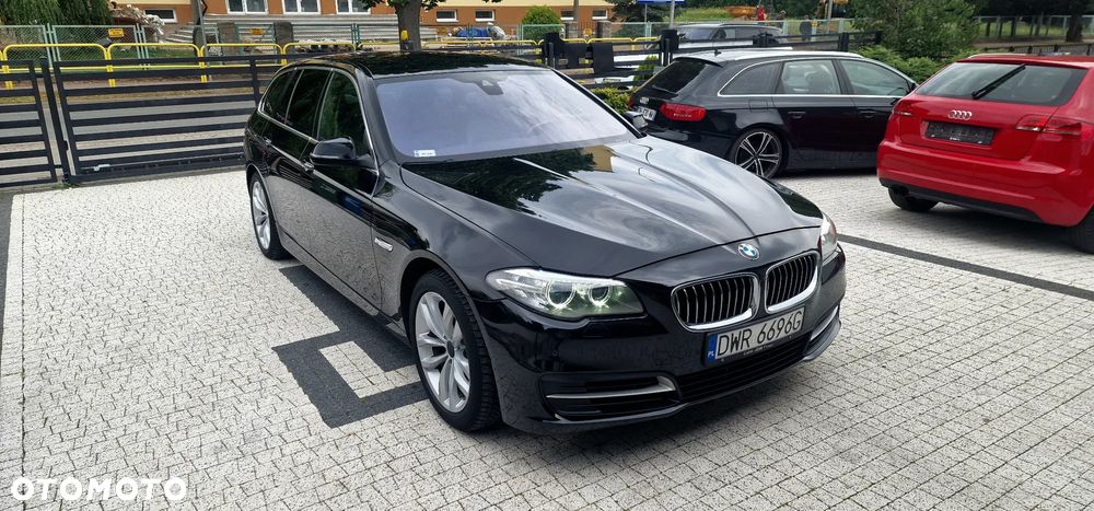 BMW Seria 5 520d Luxury Line - 9