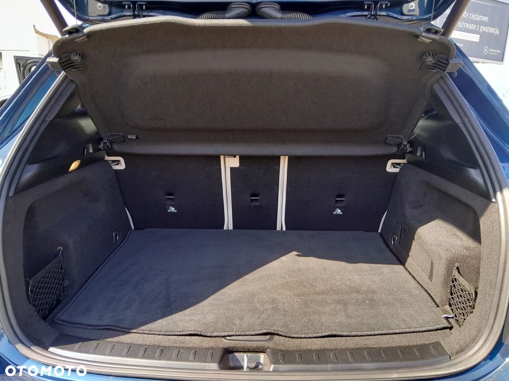 Mercedes-Benz GLA 200 Progressive - 16