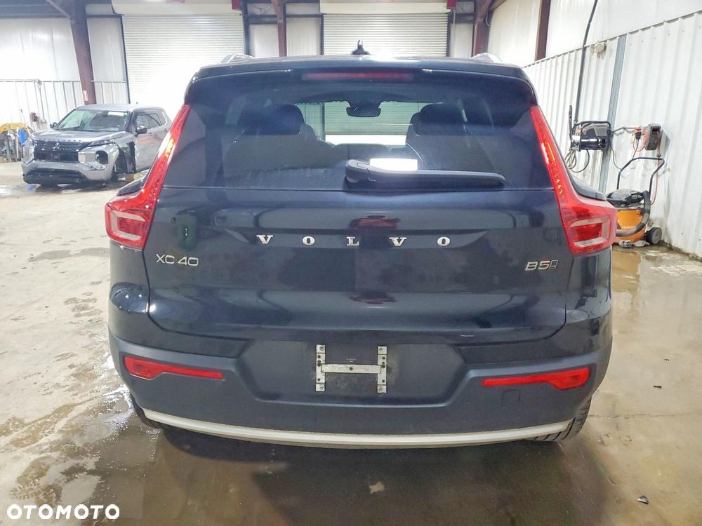 Volvo XC 40 B5 B AWD Geartronic Inscription - 6