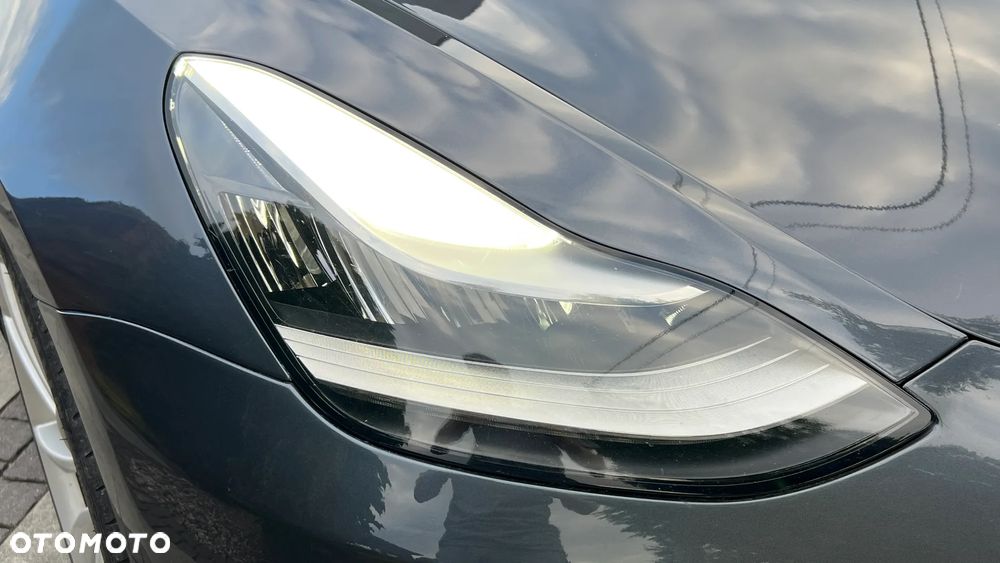 Tesla Model 3 Langstreckenbatterie Allradantrieb Dual Motor Performance - 22