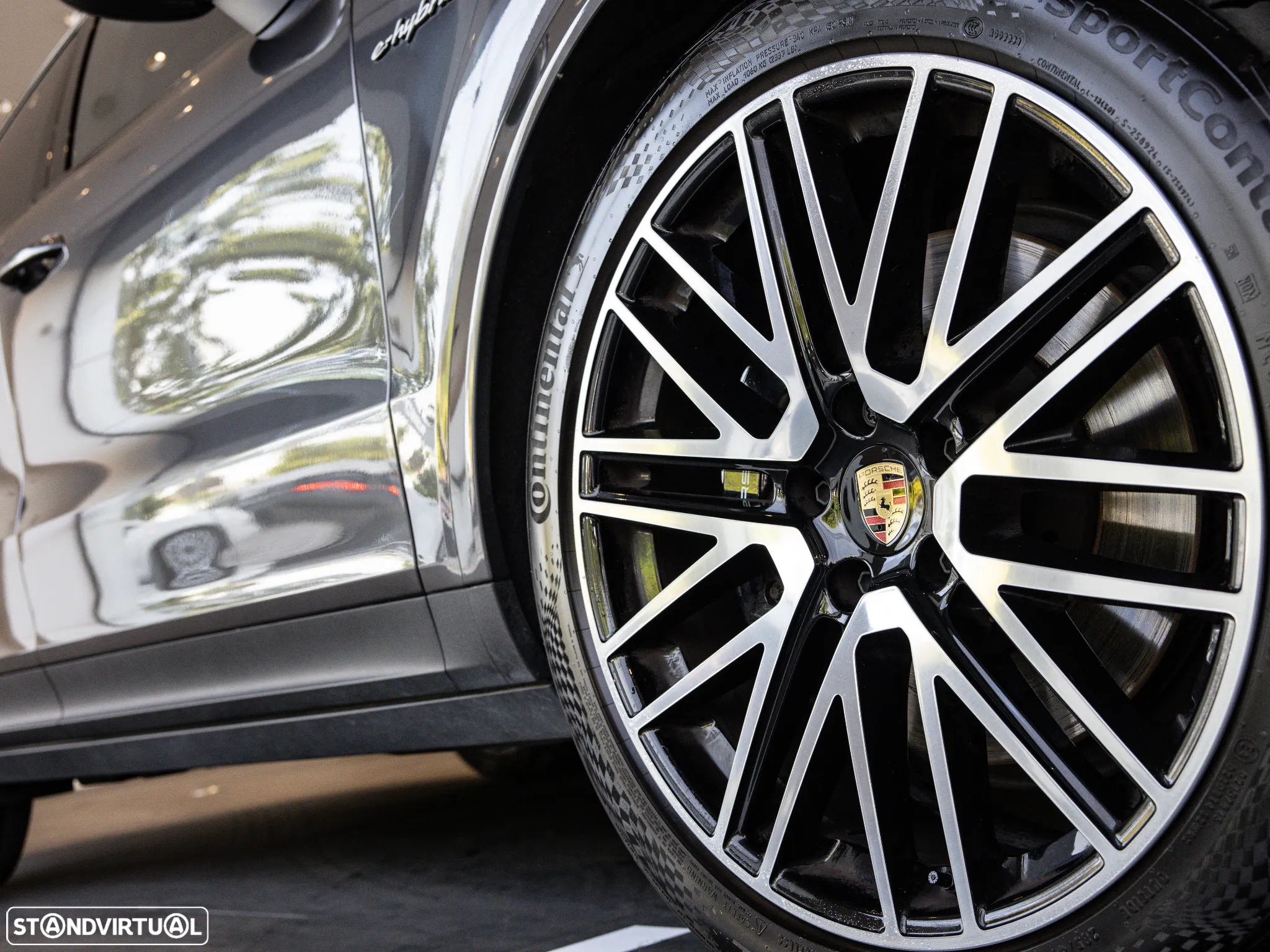 Porsche Cayenne Coupé E-Hybrid - 13