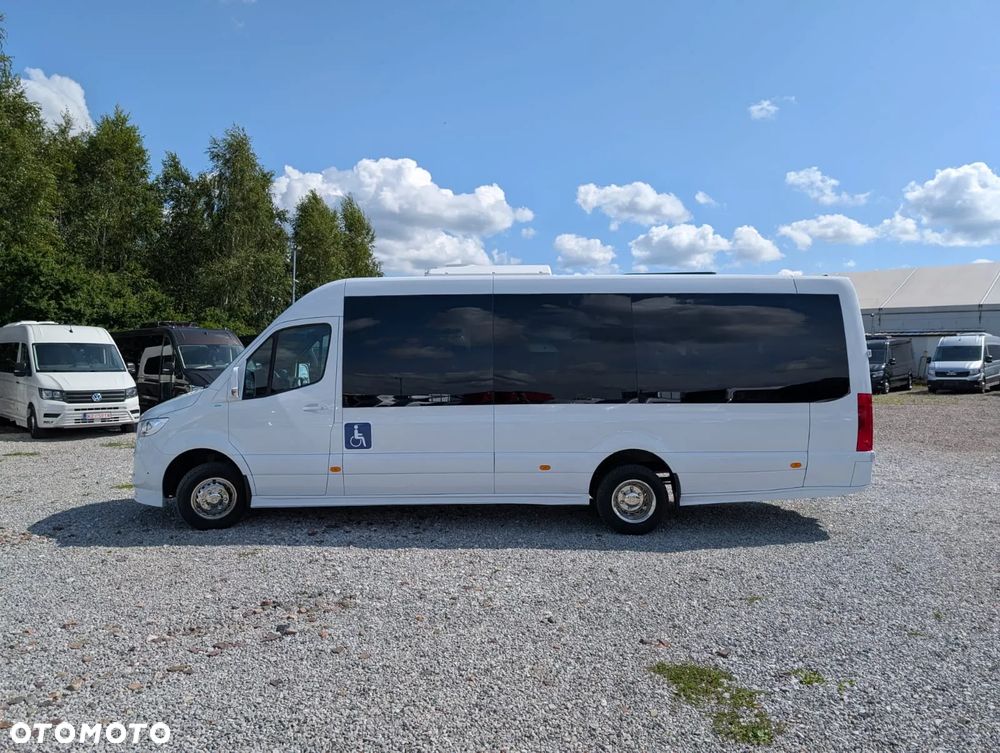 Mercedes-Benz Sprinter 517 - 10