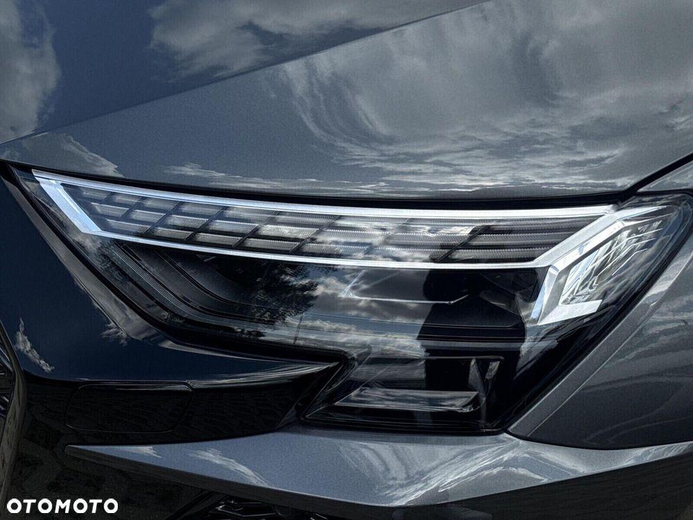 Audi RS3 Limousine - 16