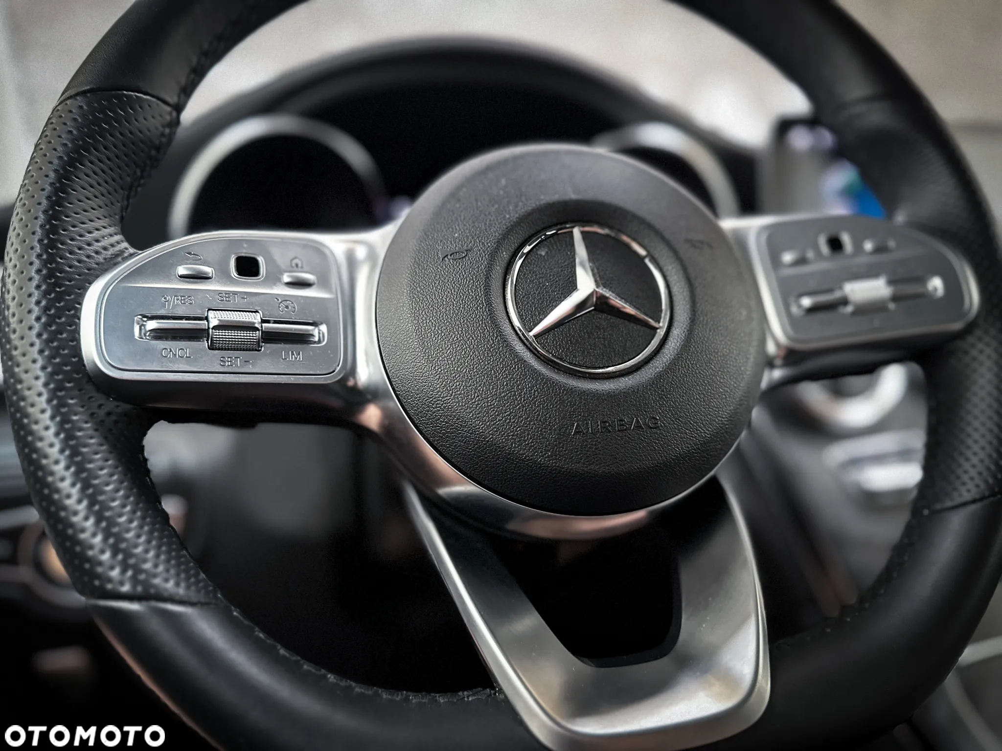 Mercedes-Benz GLC 200 d 4-Matic Business Edition - 26