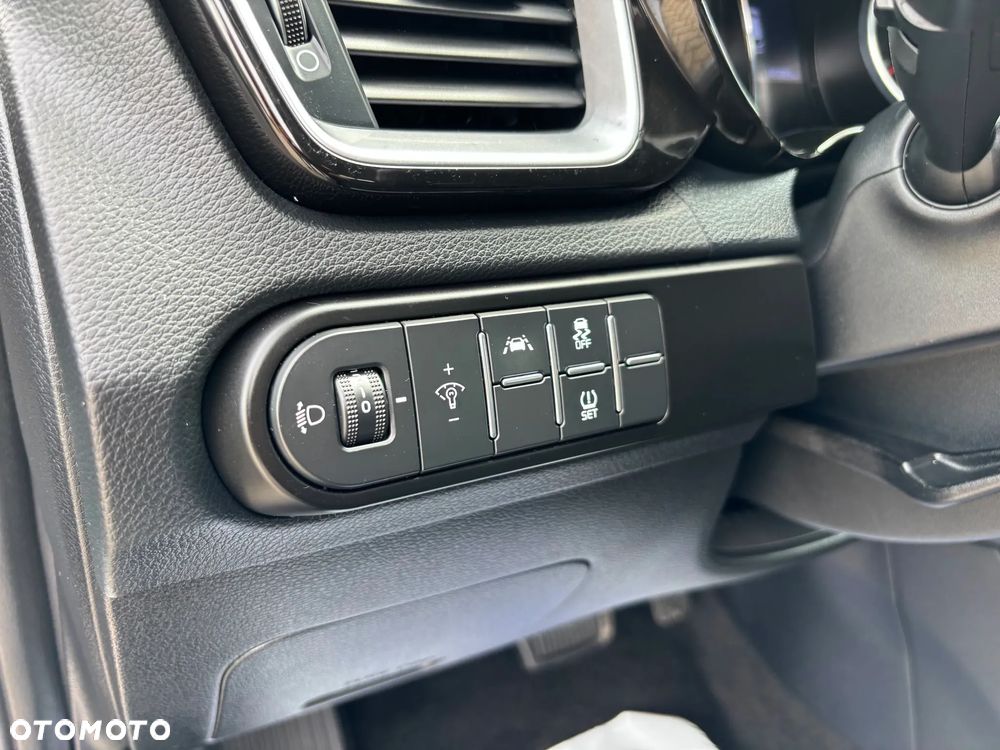 Kia Ceed 1.6 CRDi SCR L Business Line DCT - 23