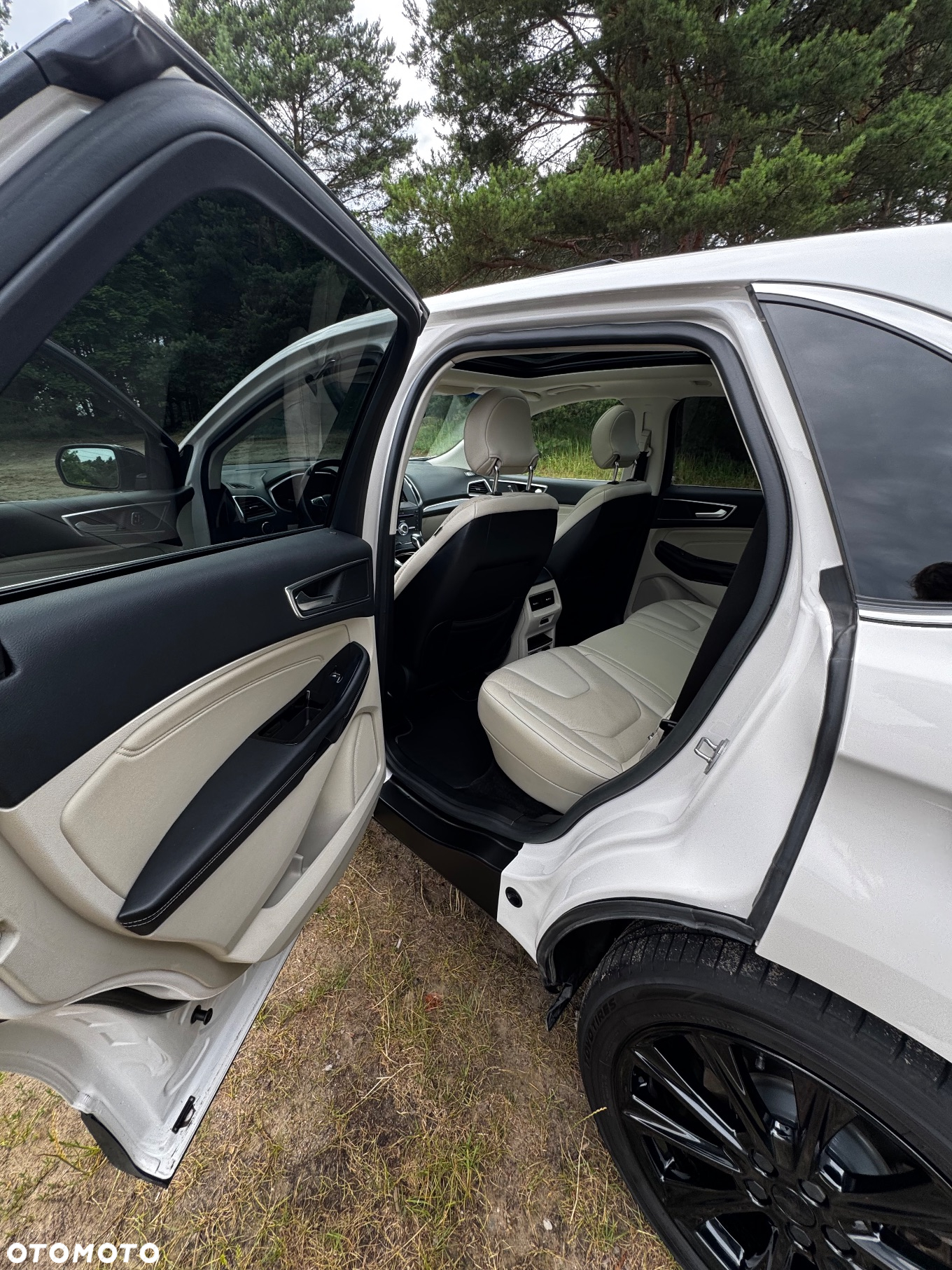 Ford Edge - 23