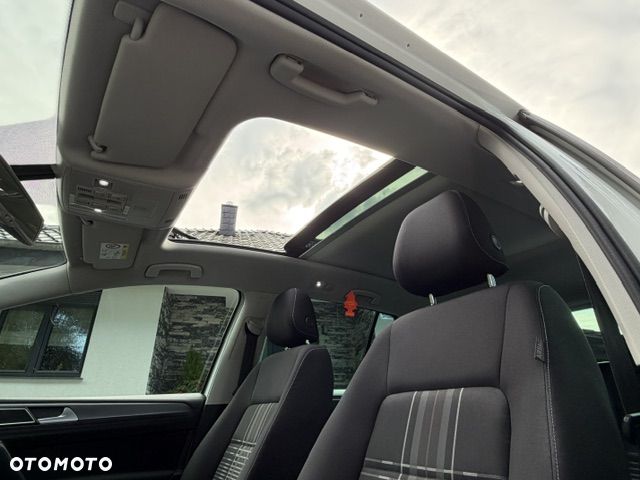 Volkswagen Golf - 7