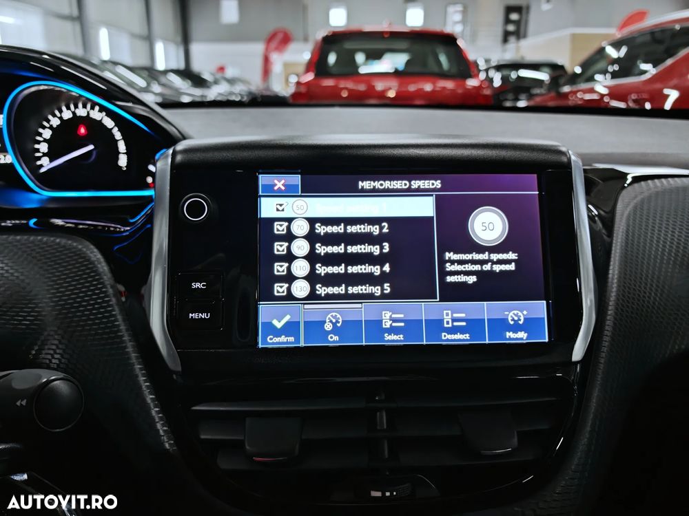 Peugeot 2008 PureTech 110 GPF Stop&Start EAT6 Allure - 16